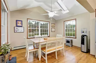 407 Danielle Dr, Bushkill Twp, PA 18064 - Photo 13