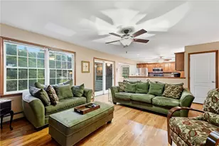 407 Danielle Dr, Bushkill Twp, PA 18064 - Photo 15