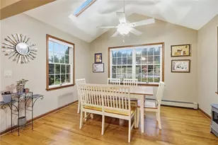 407 Danielle Dr, Bushkill Twp, PA 18064 - Photo 11