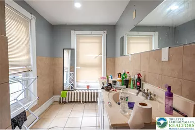1138 W Maple Street, Allentown City, PA 18102 - Photo 15