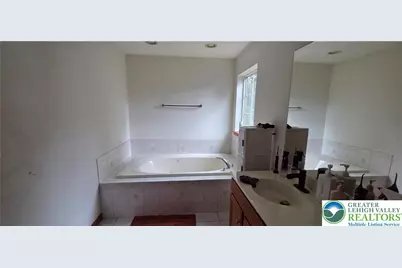 129 Petrarch Trail, Penn Forrest, PA 18210 - Photo 31