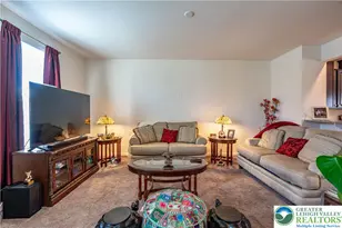 8 Yellow Rose Ln, Palmer Twp, PA 18045 - Photo 15
