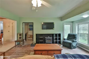 2865 Hemlock St, Lower Towamensing Tp, PA 18071 - Photo 17