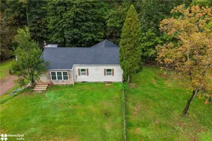 2865 Hemlock St, Lower Towamensing Tp, PA 18071 - Photo 5