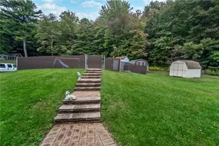 416 Briar St, Franklin Twp, PA 18071 - Photo 11