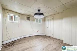 423 Northampton St, Wilkes Barre, PA 18702 - Photo 17