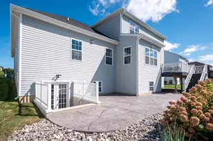 4488 Stonebridge Dr, Lower Macungie Township, PA 18062 - Photo 35