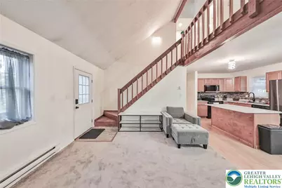 2114 Lakeview Road, Bushkill, PA 18324 - Photo 3