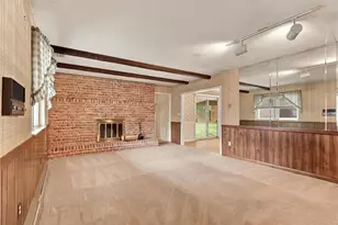 1981 Maria Ln, South Whitehall Township, PA 18104 - Photo 5