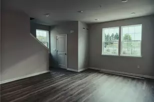 8215 Brodie Ct, Upper Macungie Township, PA 18031 - Photo 13