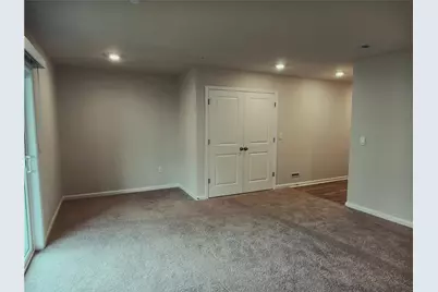 8215 Brodie Court, Upper Macungie Township, PA 18031 - Photo 5