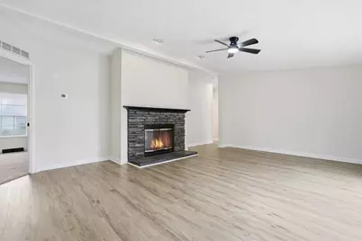 4230 Heritage Lane, Lehigh Township, PA 18088 - Photo 5