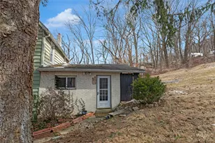 2106 Nemeth Dr, Bethlehem City, PA 18015 - Photo 19