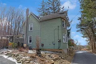 2106 Nemeth Dr, Bethlehem City, PA 18015 - Photo 1