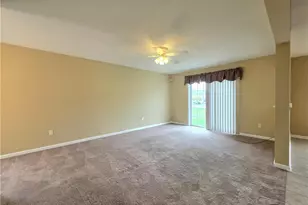 2245 Jeannette Ln, Forks Twp, PA 18040 - Photo 11