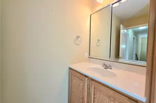 2245 Jeannette Ln, Forks Twp, PA 18040 - Photo 21