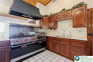 4732 Cardinal St, North Whitehall Township, PA 18078 - Photo 9