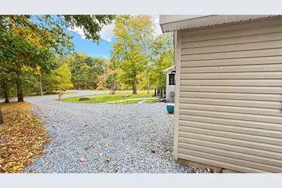 103 Dunchurch Drive, Lehman Twp, PA 18324 - Photo 5