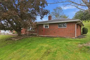 183 Hemlock Dr, Mahoning Twp, PA 18235 - Photo 5