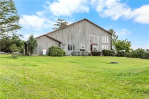 377 Farmhouse Ln, Bushkill Twp, PA 18091 - Photo 23