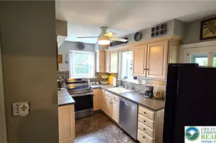 1349 Beverly Hills Rd, Lower Milford Township, PA 18036 - Photo 19