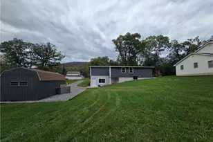4847 Timberline Rd, Lehigh Township, PA 18088 - Photo 11
