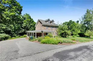 2408 Applewood Dr, South Whitehall Township, PA 18069 - Photo 25