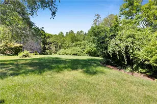 2408 Applewood Dr, South Whitehall Township, PA 18069 - Photo 23