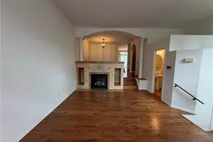4118 Waterford Dr, Upper Saucon Township, PA 18034 - Photo 3