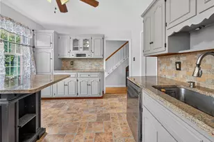 1097 Barnside Rd, Allentown City, PA 18103 - Photo 9