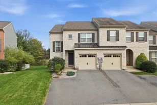 256 Milkweed Dr, Allentown City, PA 18104 - Photo 3