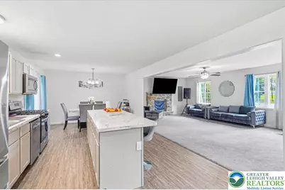 425 Scotch Pine Drive, Pocono Summit, PA 18346 - Photo 23