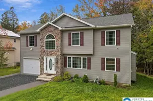 425 Scotch Pine Dr, Pocono Summit, PA 18346 - Photo 3