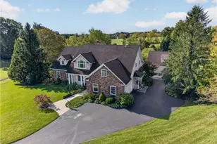 2205 Rowland Rd, Springfield Twp, PA 18036 - Photo 7