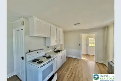 4067 Newburg Road, Lower Nazareth Twp, PA 18045 - Photo 7