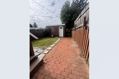 1044 Fullerton Avenue, Allentown City, PA 18102 - Photo 11