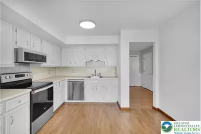 5477 Grace Avenue, Hanover Twp, PA 18017 - Photo 5