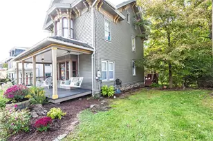 527 Delaware Ave, Portland Boro, PA 18343 - Photo 7