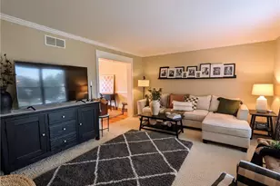 3223 Flatrock Dr, Whitehall Township, PA 18052 - Photo 7