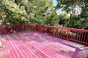 7321 E Hillcrest Ln, Slatington Boro, PA 18080 - Photo 9