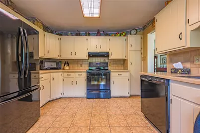 4683 Steven Lane, Lehigh Township, PA 18088 - Photo 17