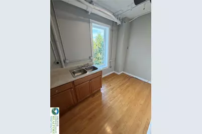 187 Main Street #200, Emmaus Boro, PA 18049 - Photo 9