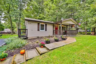 24 Turkey Ridge Rd, Middle Smithfield, PA 18302 - Photo 3