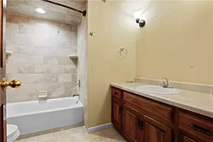 5538 Heather Ln, South Whitehall Township, PA 18069 - Photo 31