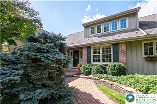 1814 Woodhaven Dr, Lower Macungie Township, PA 18103 - Photo 3