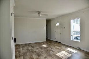 7434 Marquis Dr, Upper Macungie Township, PA 18087 - Photo 5