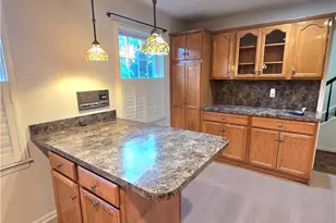 977 Barnside Ct, Allentown City, PA 18103 - Photo 9