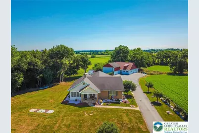 578 Daniels Road, Lower Nazareth Twp, PA 18064 - Photo 3
