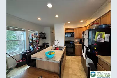8785 Breinig Run Circle, Upper Macungie Township, PA 18031 - Photo 5