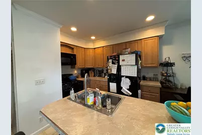 8785 Breinig Run Circle, Upper Macungie Township, PA 18031 - Photo 7